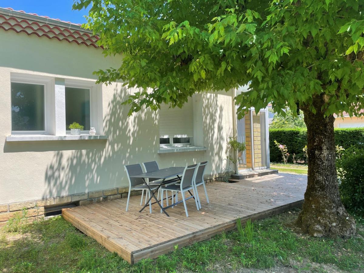 Villa Aux Lagerstroemias Bergerac Exterior foto